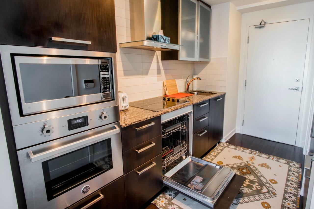 Micasa Suites - Modern Executive Condo Toronto Exterior photo